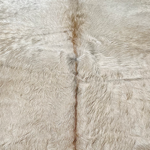 Large Light Champagne Cowhide Rug Size 5.6 x 6.8 ft ---5352