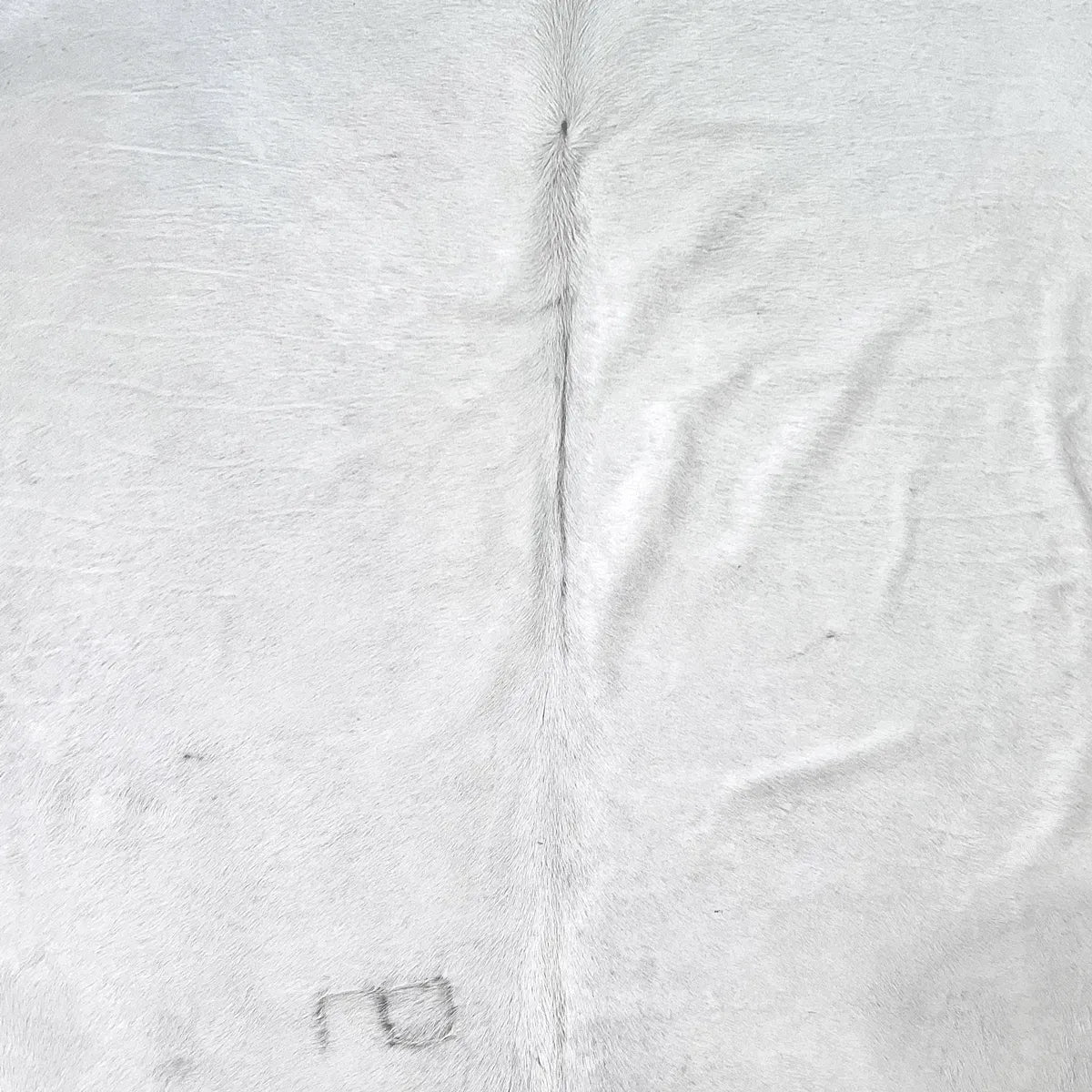 Extra Large Luxury White Cowhide Size 7 x 8.6 ft - 5152