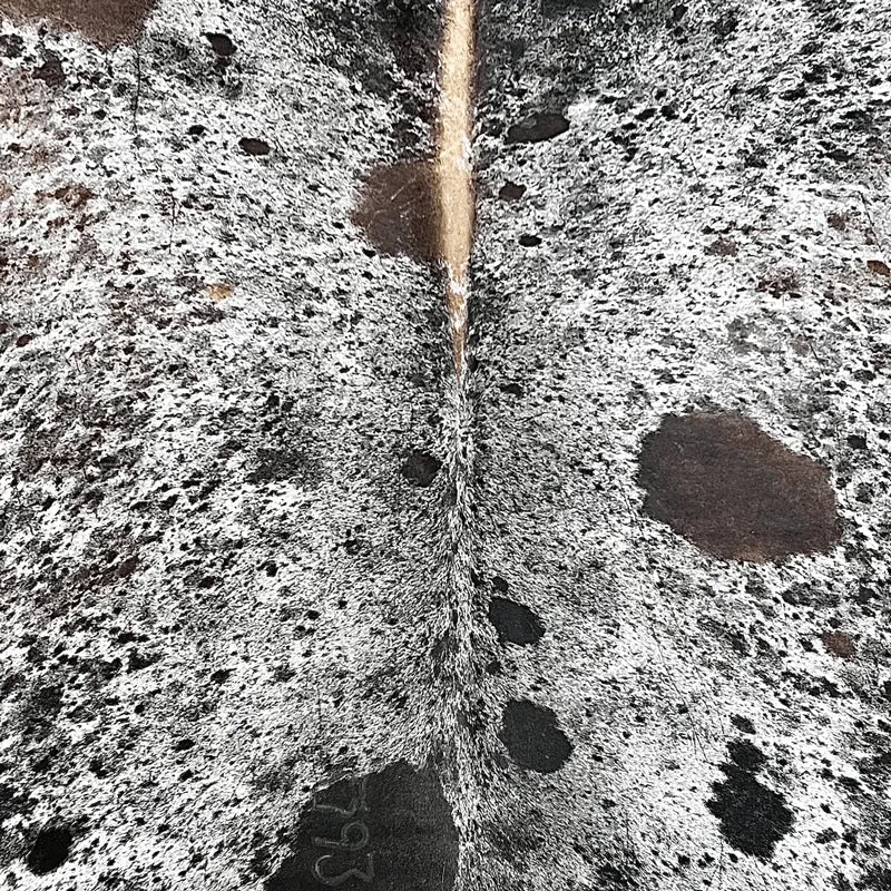 Salt and Pepper Cowhide Size 6.6 x 7 ft - 5134