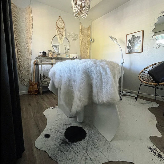 5 Reasons to Get a Cowhide Rug for Your Apartment