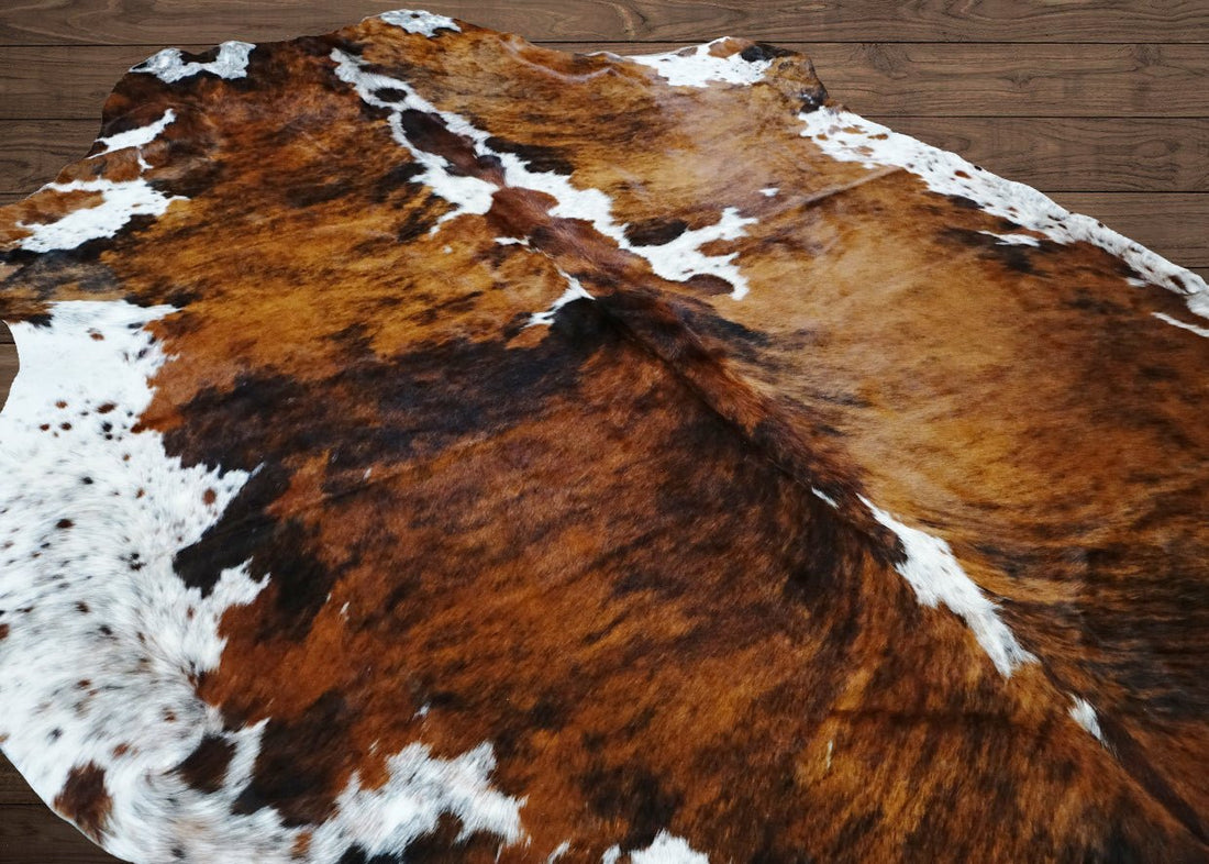 Real Cowhide Rug vs Faux - Rodeo Cowhide Rugs