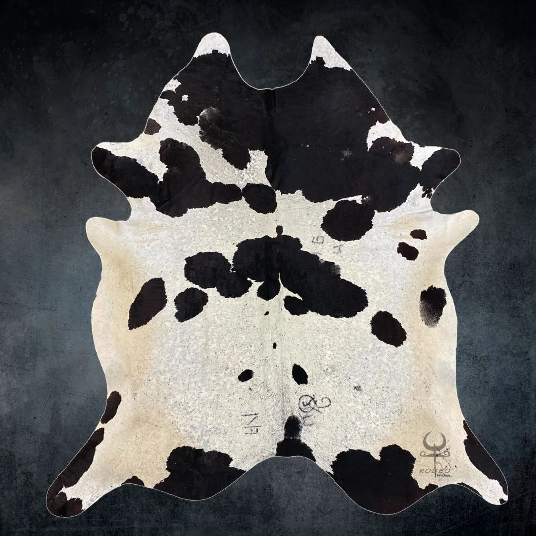 Black and White Cowhide Rug Size 7x8 ft - 4672