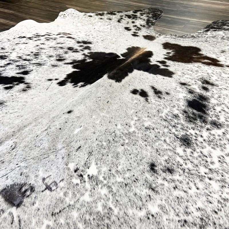 Black and White Speckled Cowhide Rug - Rodeo Cowhide Rugs