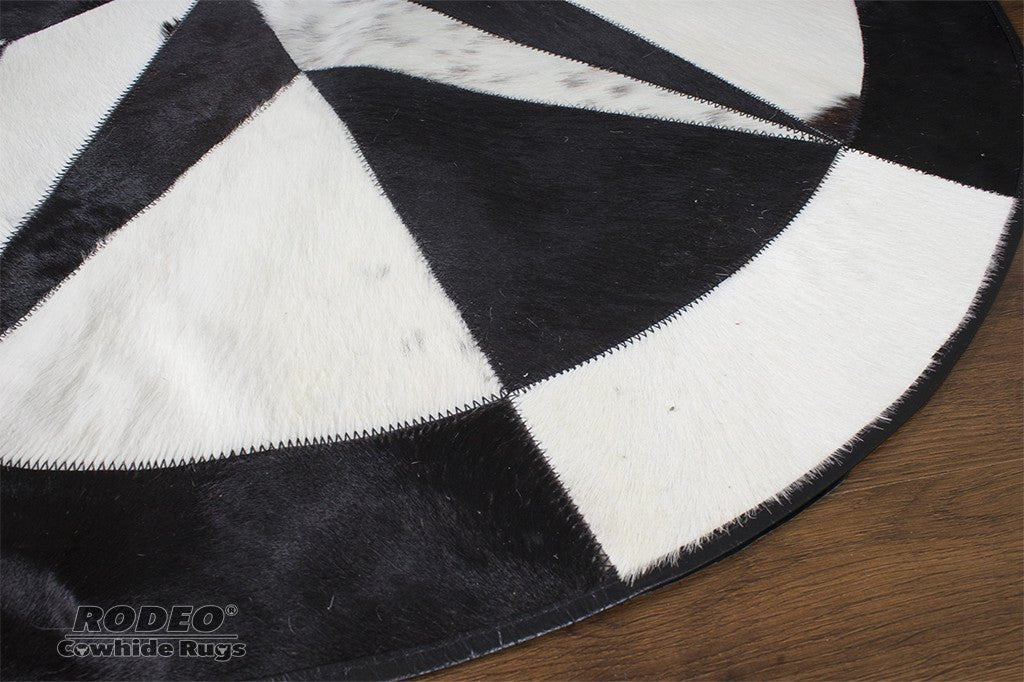 Black & White TEXAS STAR Cowhide Patchwork Rug - Rodeo Cowhide Rugs