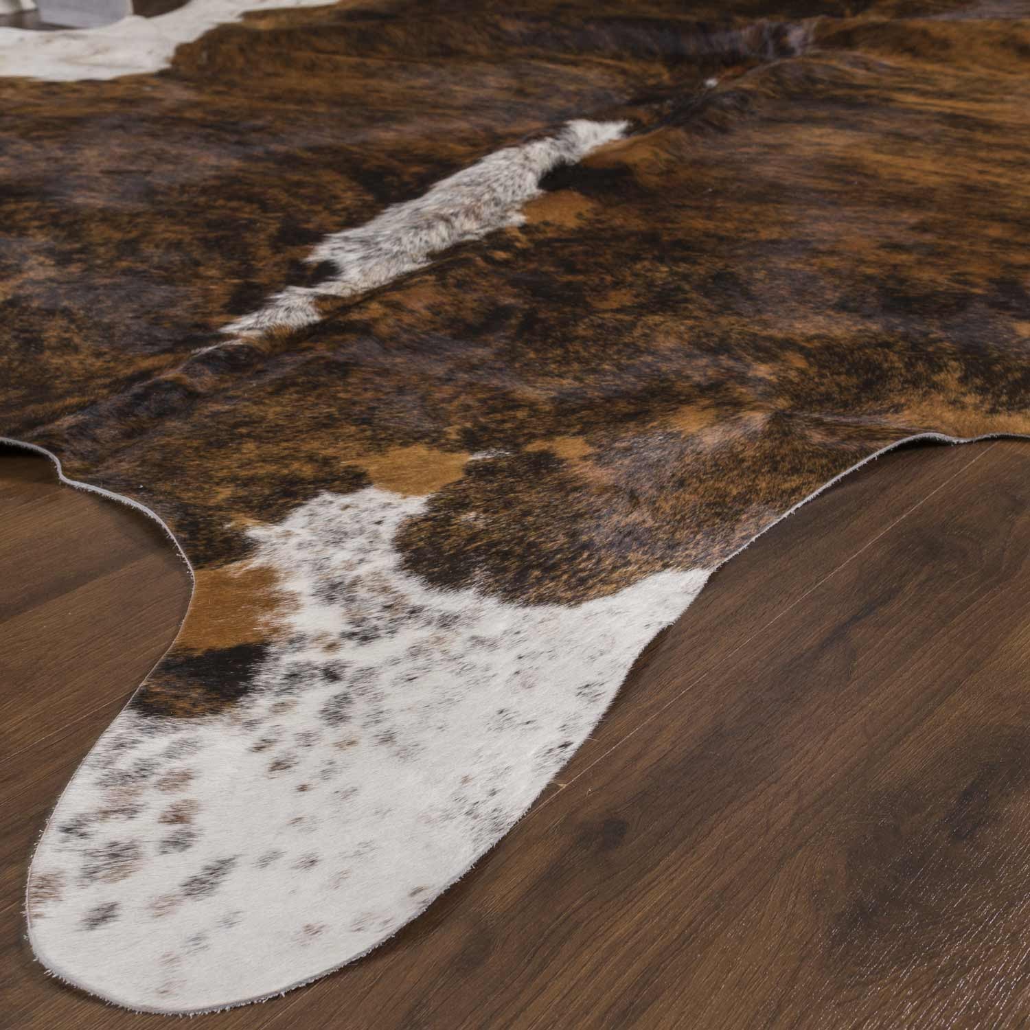 Brazilian Brindle Cowhide Rug - Rodeo Cowhide Rugs6x7 ft