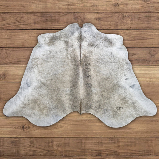 Cowhide rug 6.9x7.8 ft---4506 - Rodeo Cowhide Rugs