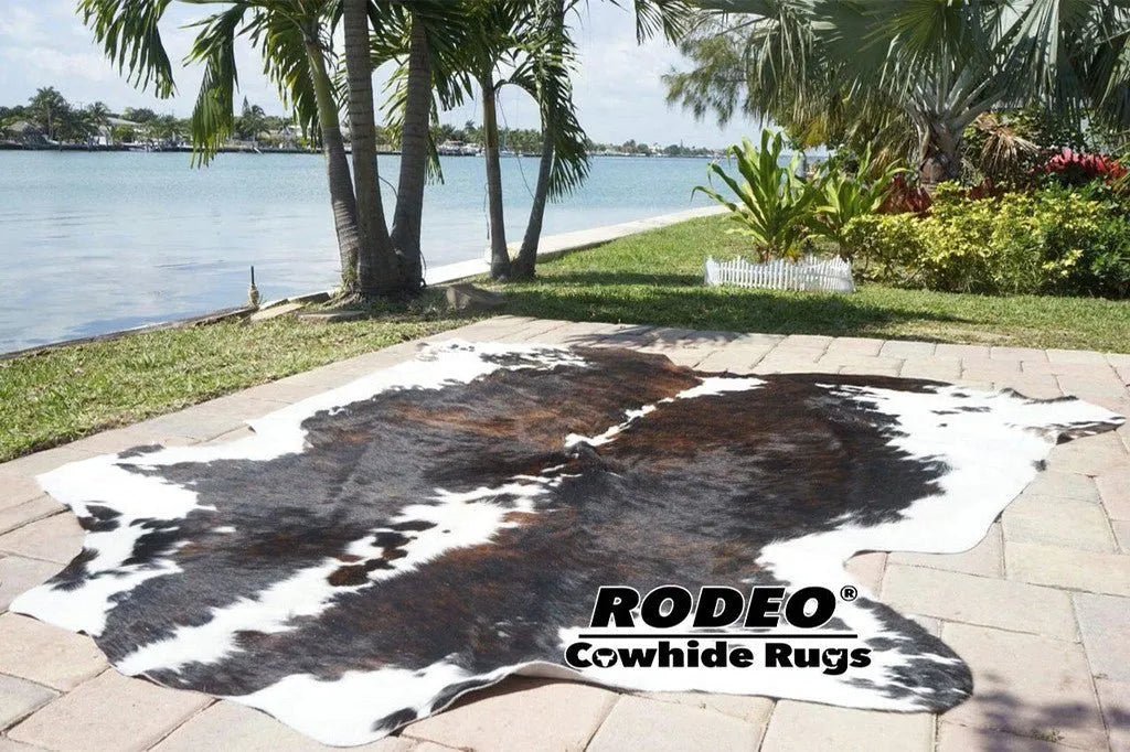 Rodeo Rug Dark Chocolate Rodeo Cowhide Rug