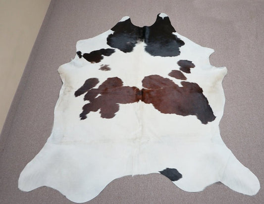 Extra Large Brazilian Cowhide rug 7.9x 6.10 ft -3958 - Rodeo Cowhide Rugs