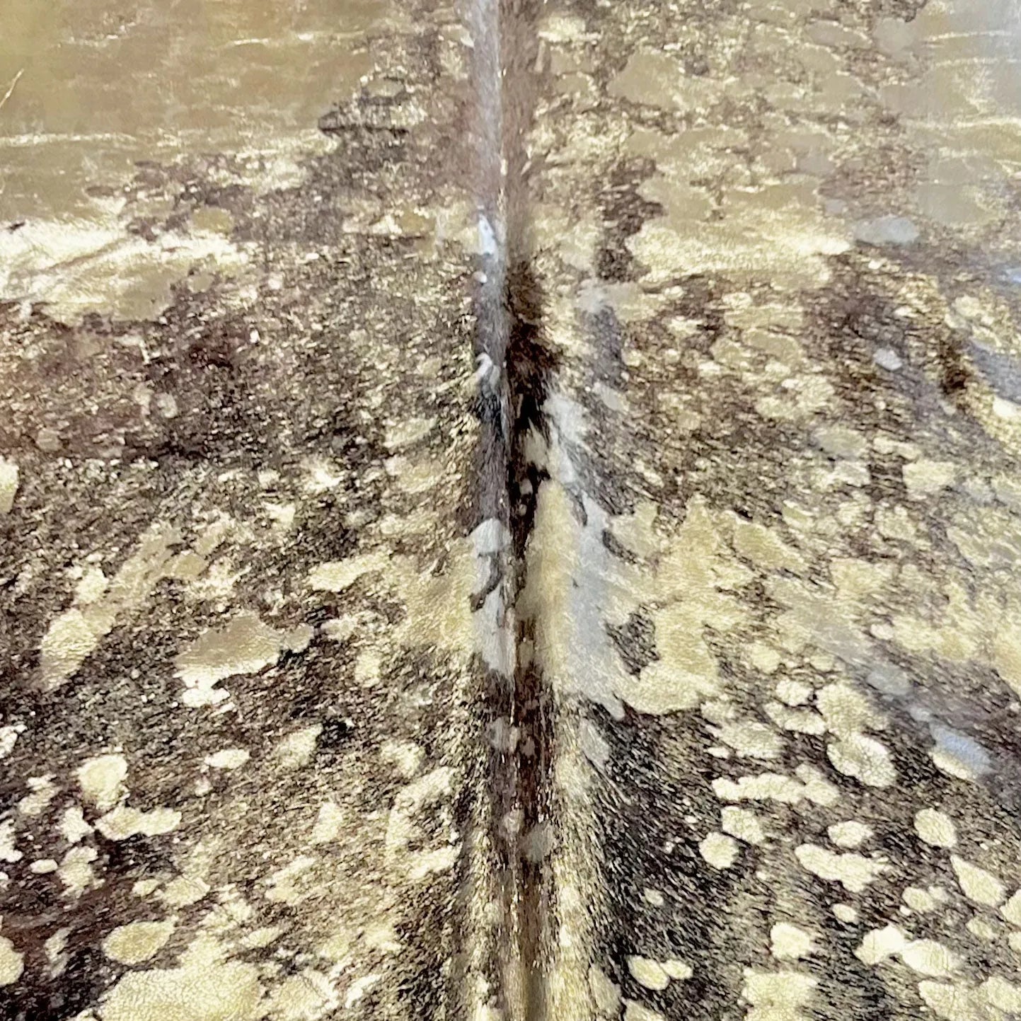 Extra Large Gold Cowhide Size 6.5x 7.9 ft - 5242