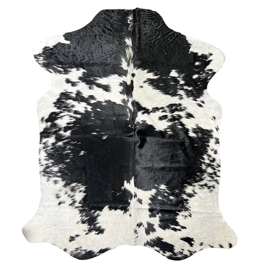 Large Black and White Cowhide Rug O529 - 5.5x 6.4 ft