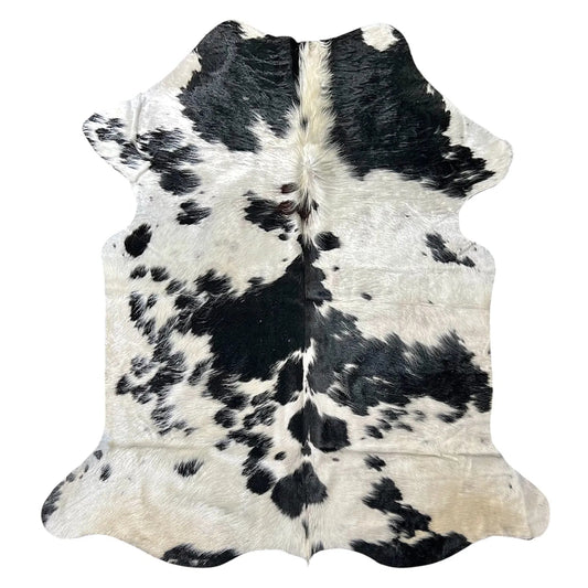 Large Black and White Cowhide Rug O541 - 5.8x 6.6 ft