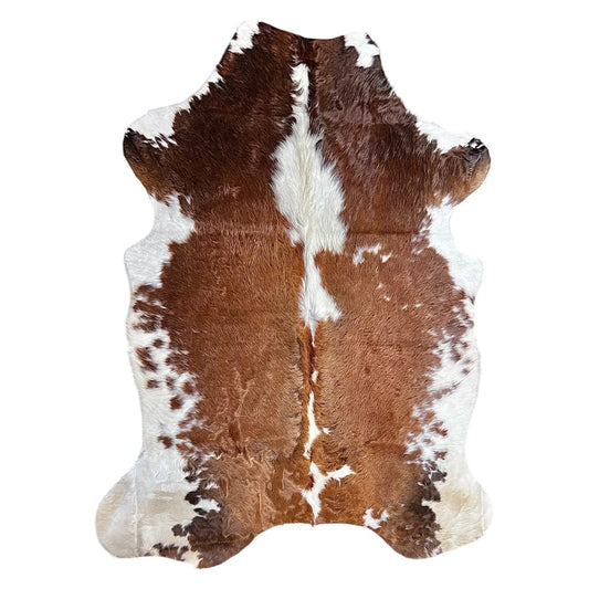 Large Brown and White Cowhide Rug H257 - 4.11x5.9 ft