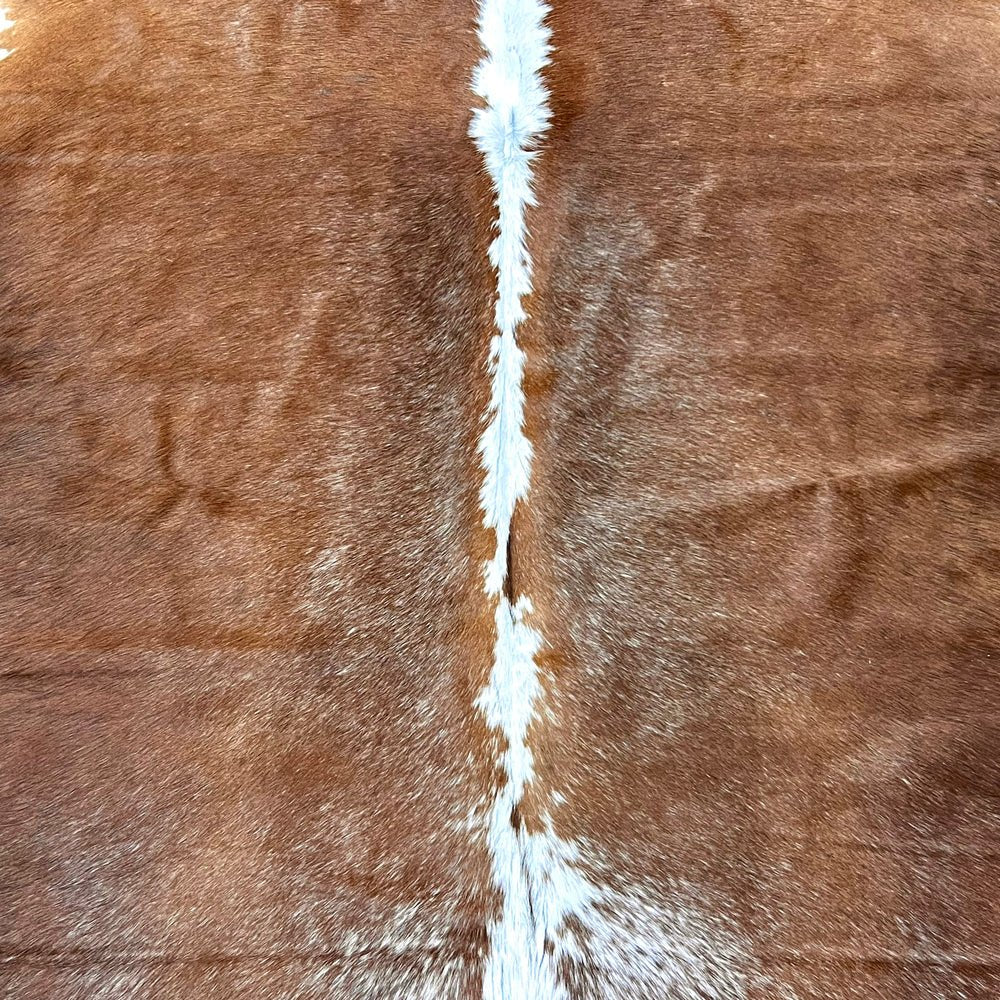 Large Brown and White Cowhide Rug Size 5.8x6.10 ft - 4757 - Rodeo Cowhide Rugs