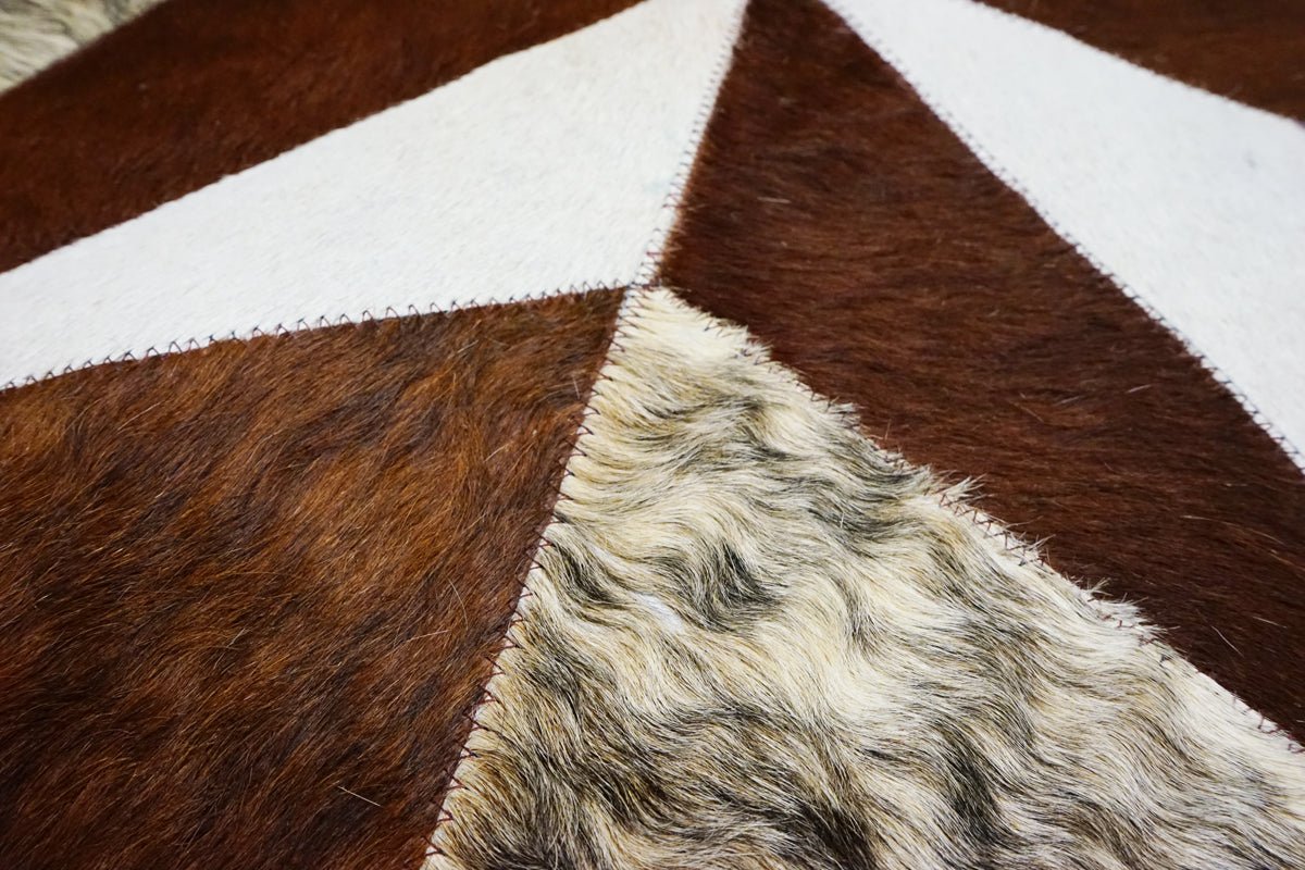 Texas Star Round Cowhide Patchwork Rug - Rodeo Cowhide RugsLight Brown